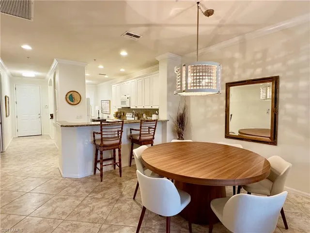 $5,000 | 4884 Hampshire Court, Unit 7104, Naples, FL 34112