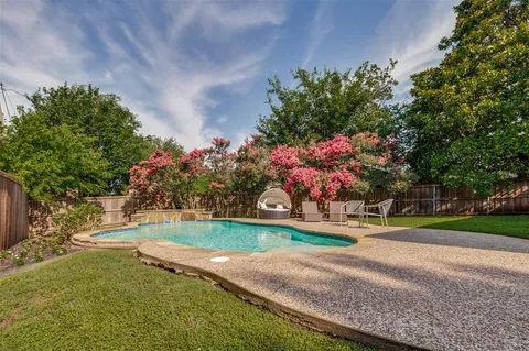 $924,900 | 4230 Royal Ridge Drive, Dallas, TX 75229