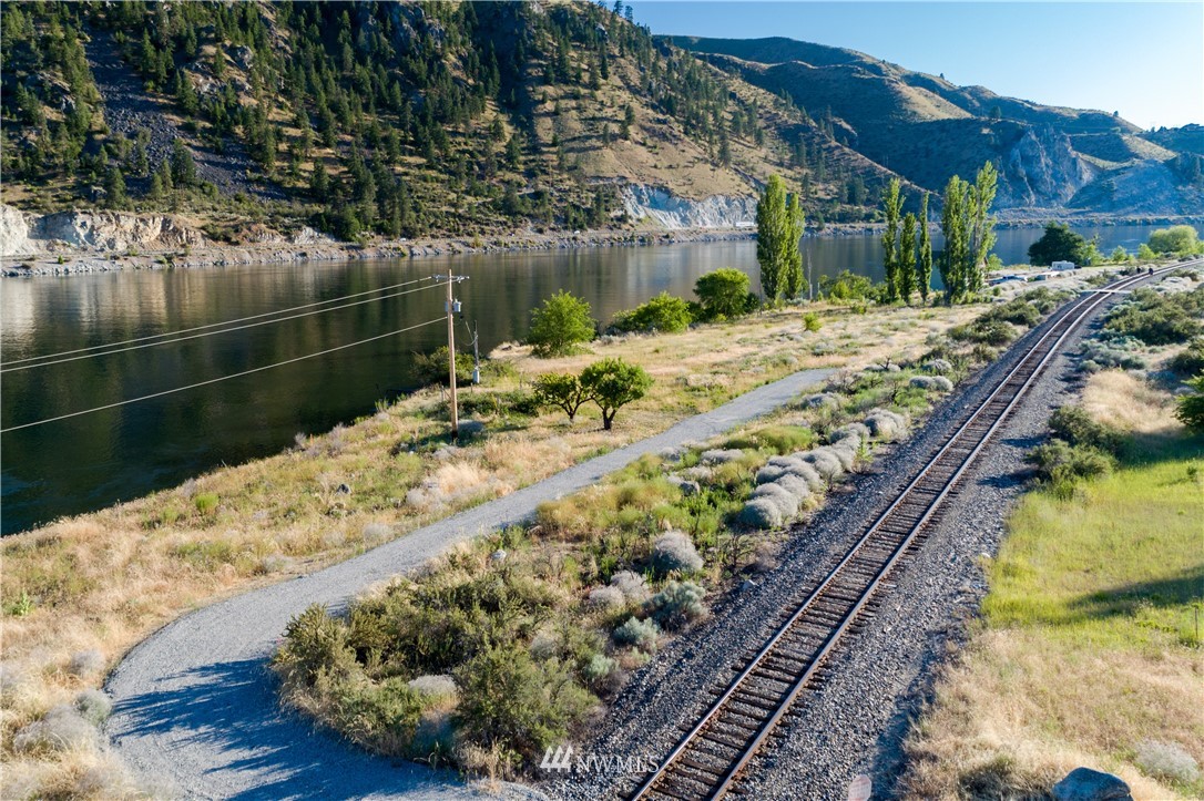 429 Stayman Flats Road Chelan, WA 98816 - Photo 16 of 23 Gallery Image 16