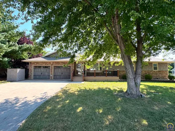 $389,000 | 2924 Prairie Street, Emporia, KS 66801
