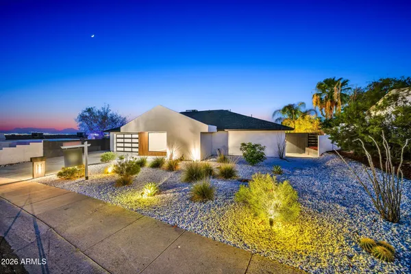 $1,870,000 | 1955 East Greenway Road, Phoenix, AZ 85022