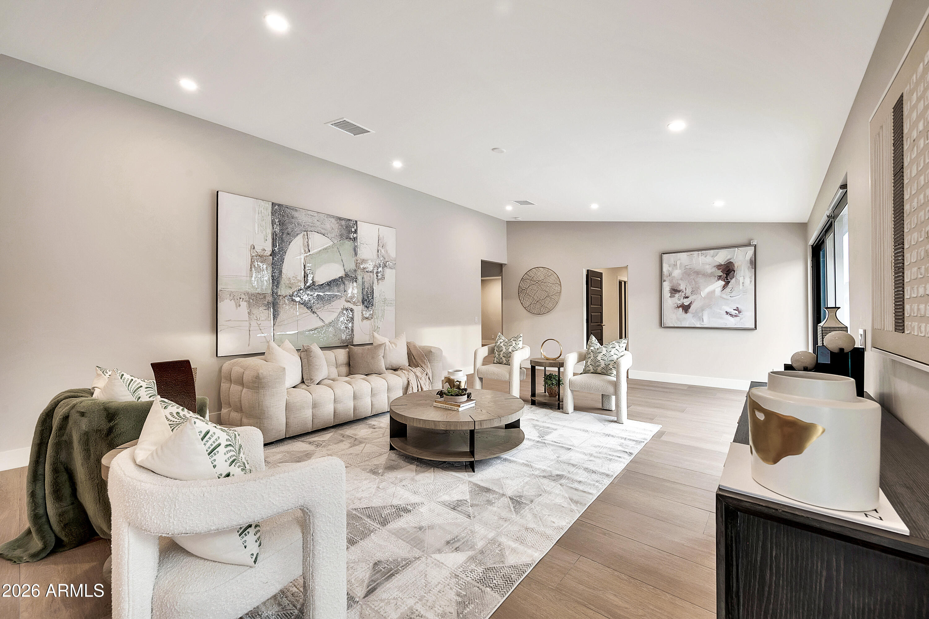 1955 East Greenway Road Phoenix, AZ 85022 - Photo 13 of 113 1955 E Greenway Rd-4