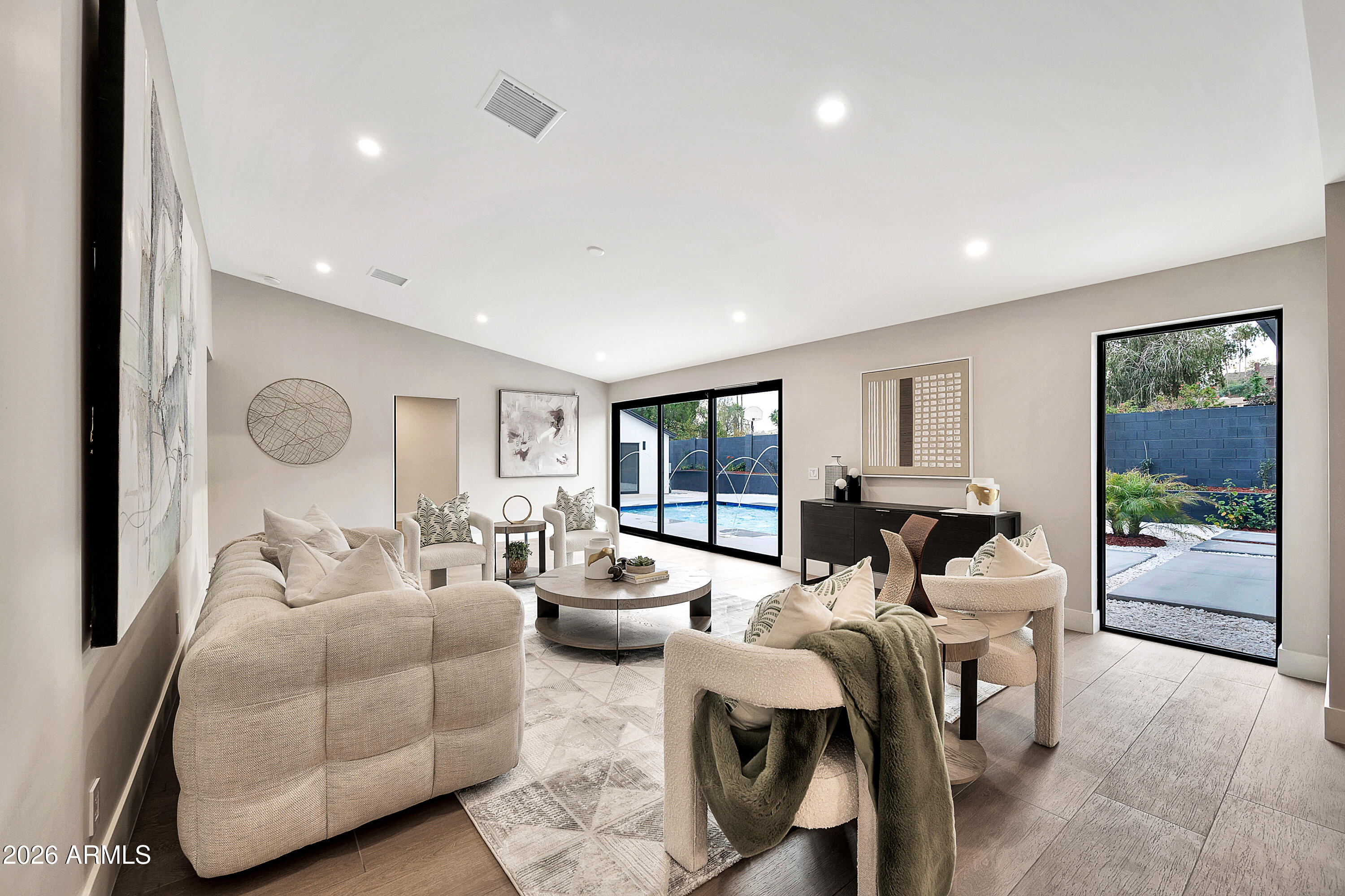 1955 East Greenway Road Phoenix, AZ 85022 - Photo 14 of 113 1955 E Greenway Rd-5