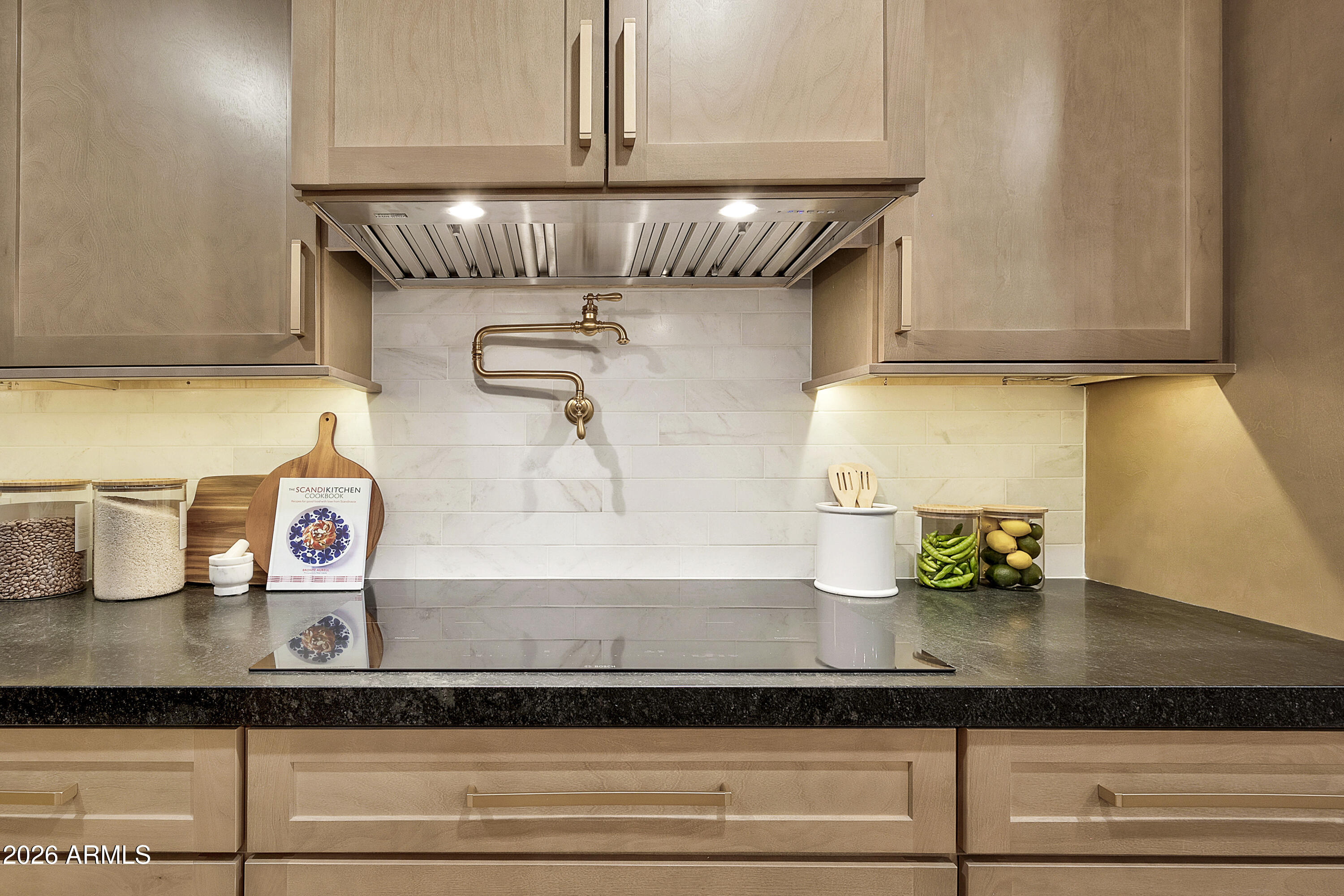 1955 East Greenway Road Phoenix, AZ 85022 - Photo 22 of 113 1955 E Greenway Rd-13