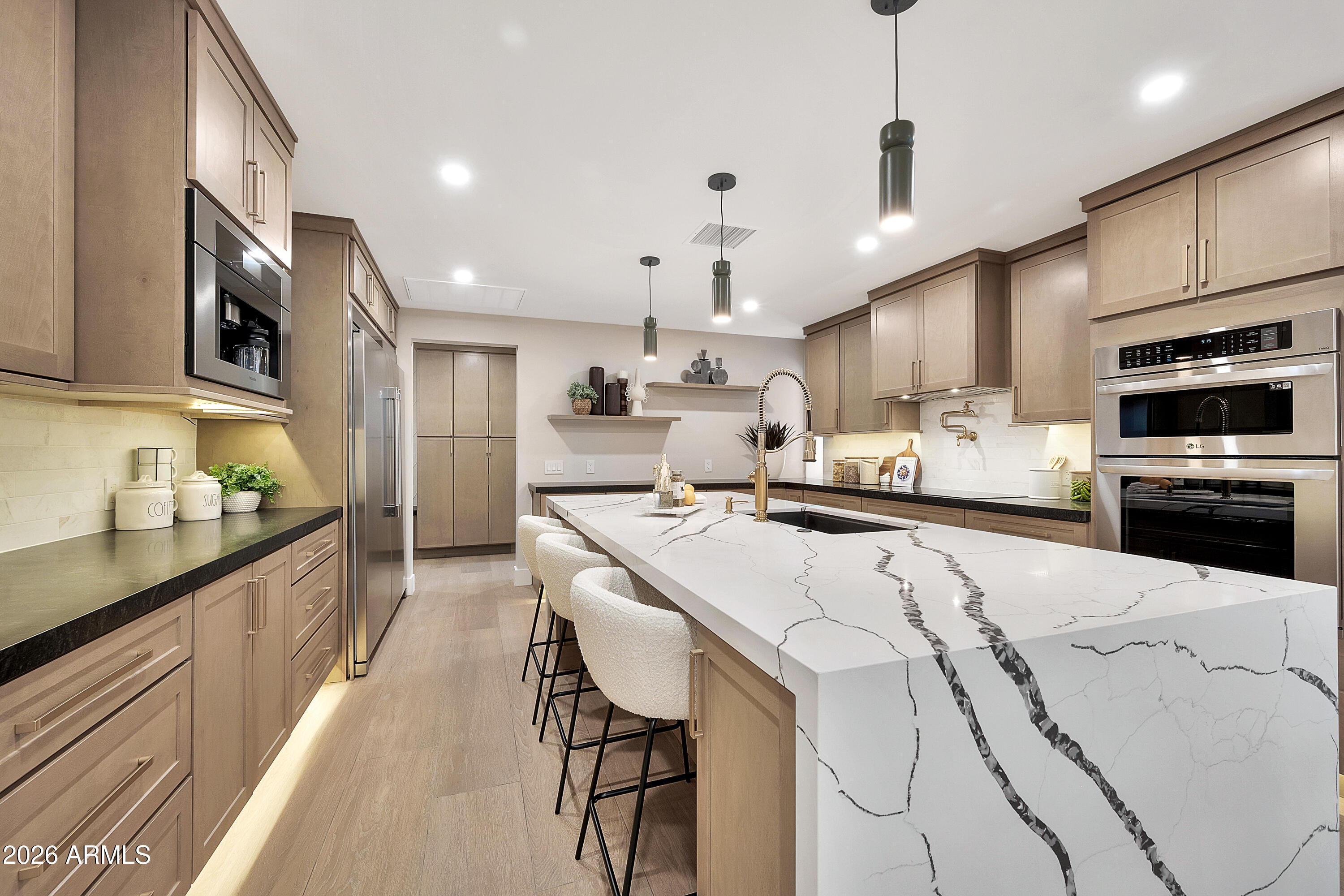 1955 East Greenway Road Phoenix, AZ 85022 - Photo 29 of 113 1955 E Greenway Rd-20