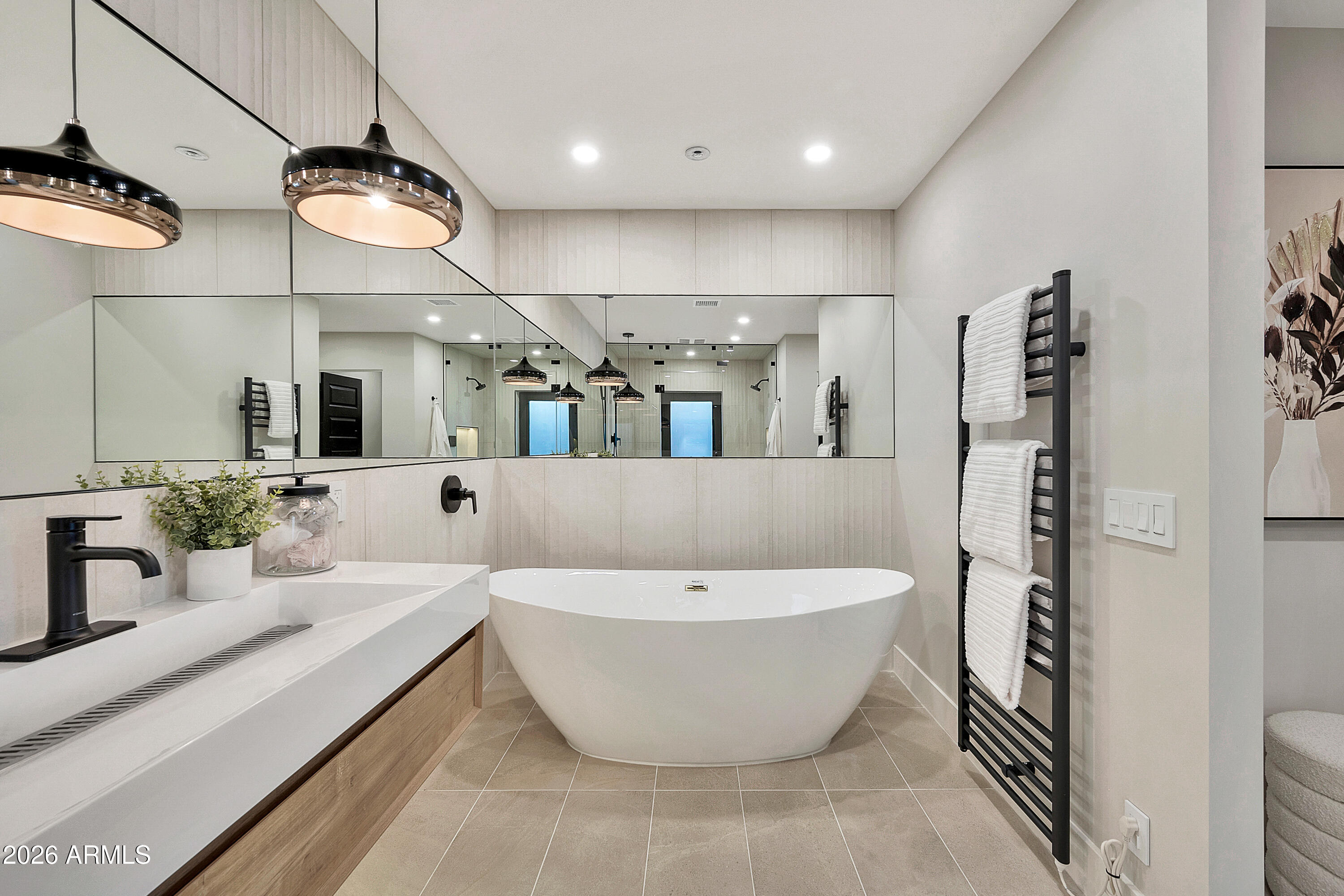 1955 East Greenway Road Phoenix, AZ 85022 - Photo 33 of 113 1955 E Greenway Rd-24