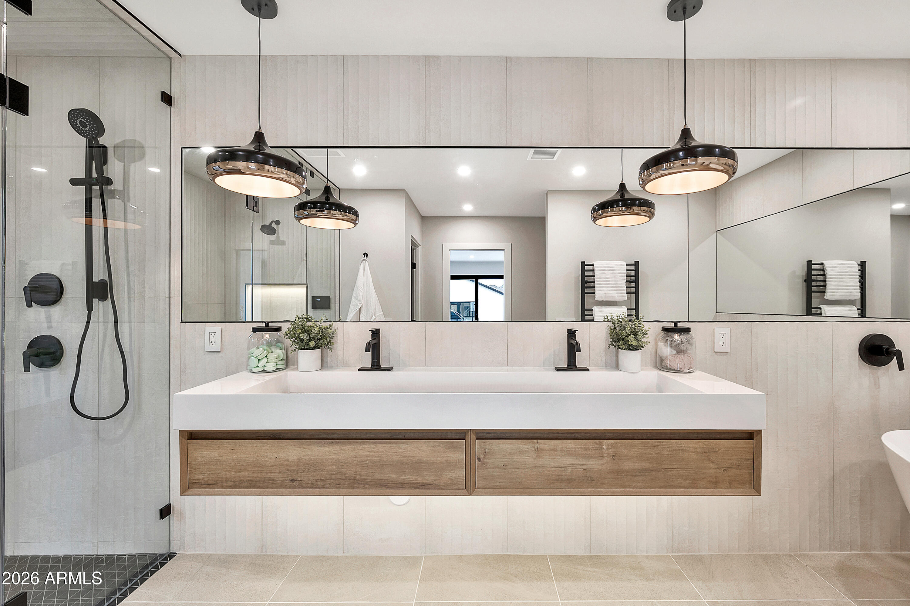 1955 East Greenway Road Phoenix, AZ 85022 - Photo 36 of 113 1955 E Greenway Rd-27