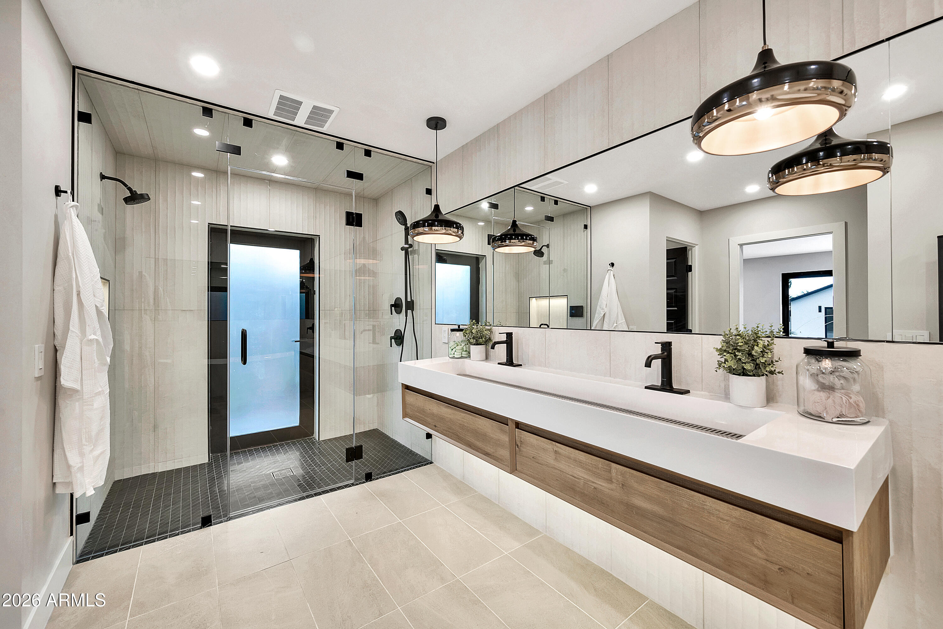 1955 East Greenway Road Phoenix, AZ 85022 - Photo 37 of 113 1955 E Greenway Rd-28