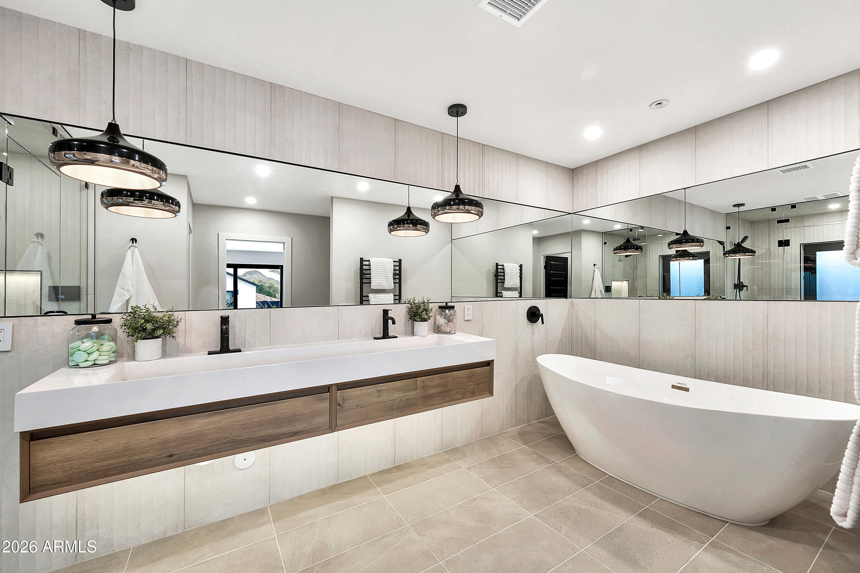 1955 East Greenway Road Phoenix, AZ 85022 - Photo 38 of 113 1955 E Greenway Rd-29