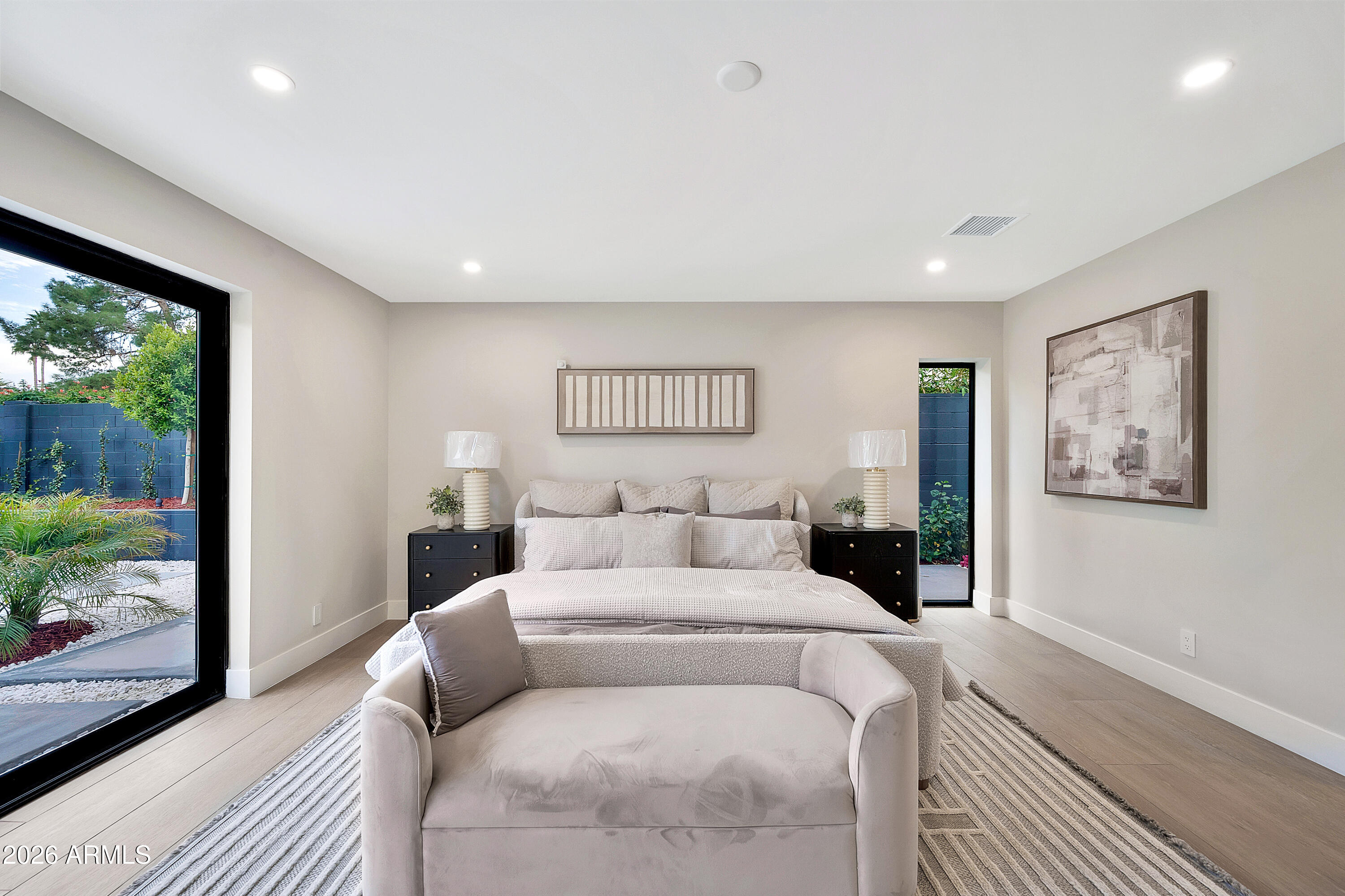 1955 East Greenway Road Phoenix, AZ 85022 - Photo 41 of 113 1955 E Greenway Rd-32