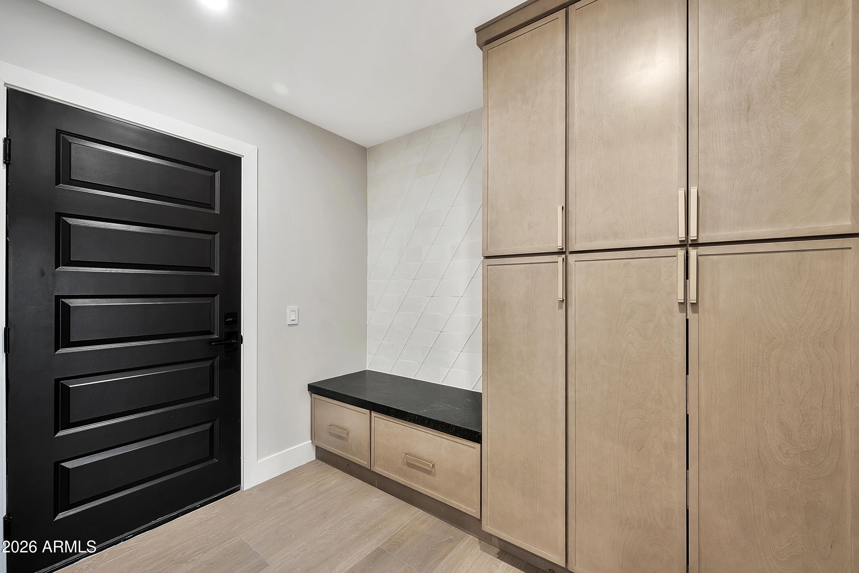 1955 East Greenway Road Phoenix, AZ 85022 - Photo 48 of 113 1955 E Greenway Rd-39