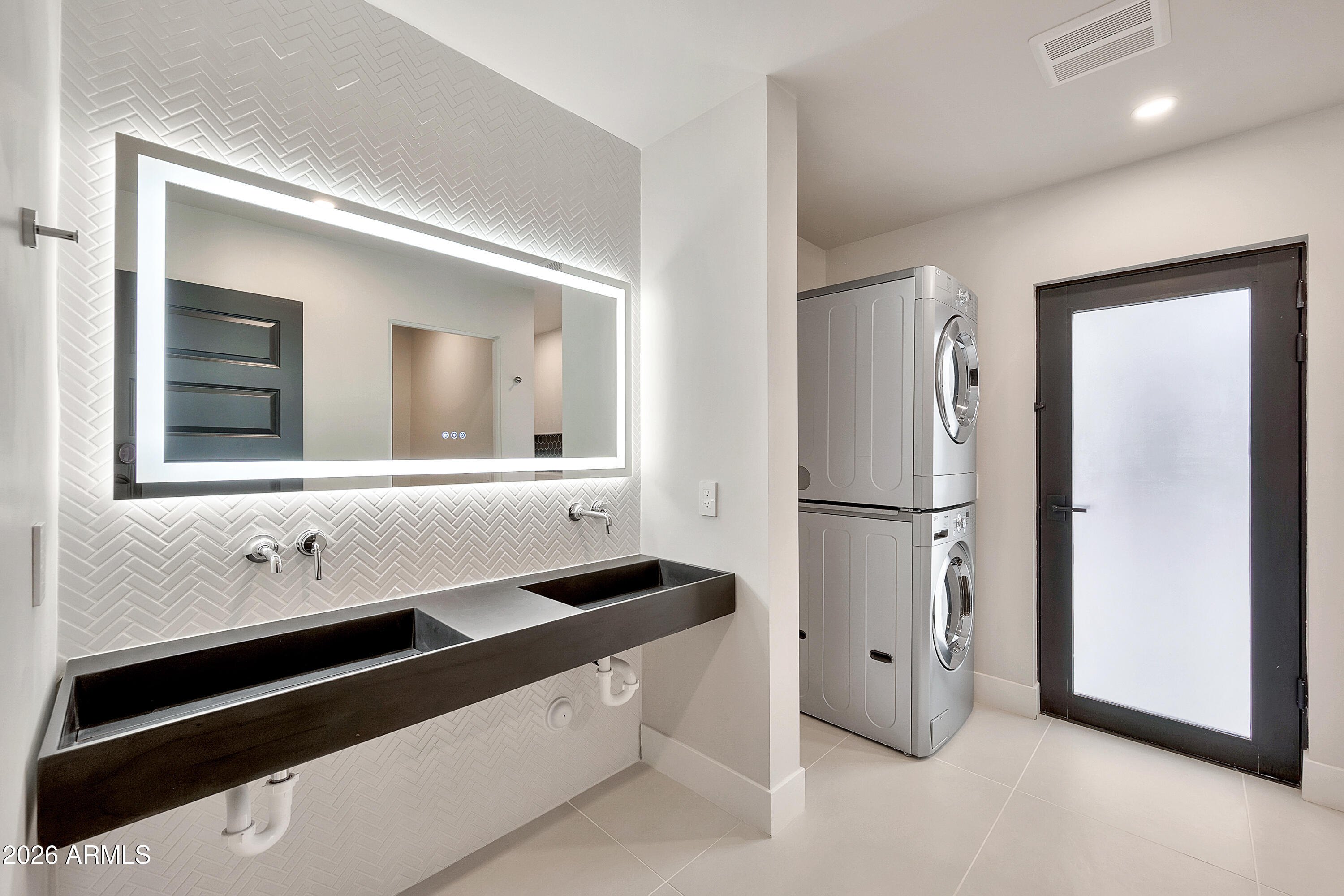 1955 East Greenway Road Phoenix, AZ 85022 - Photo 55 of 113 1955 E Greenway Rd-46