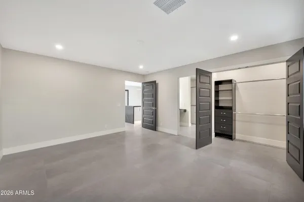 $1,870,000 | 1955 East Greenway Road, Phoenix, AZ 85022