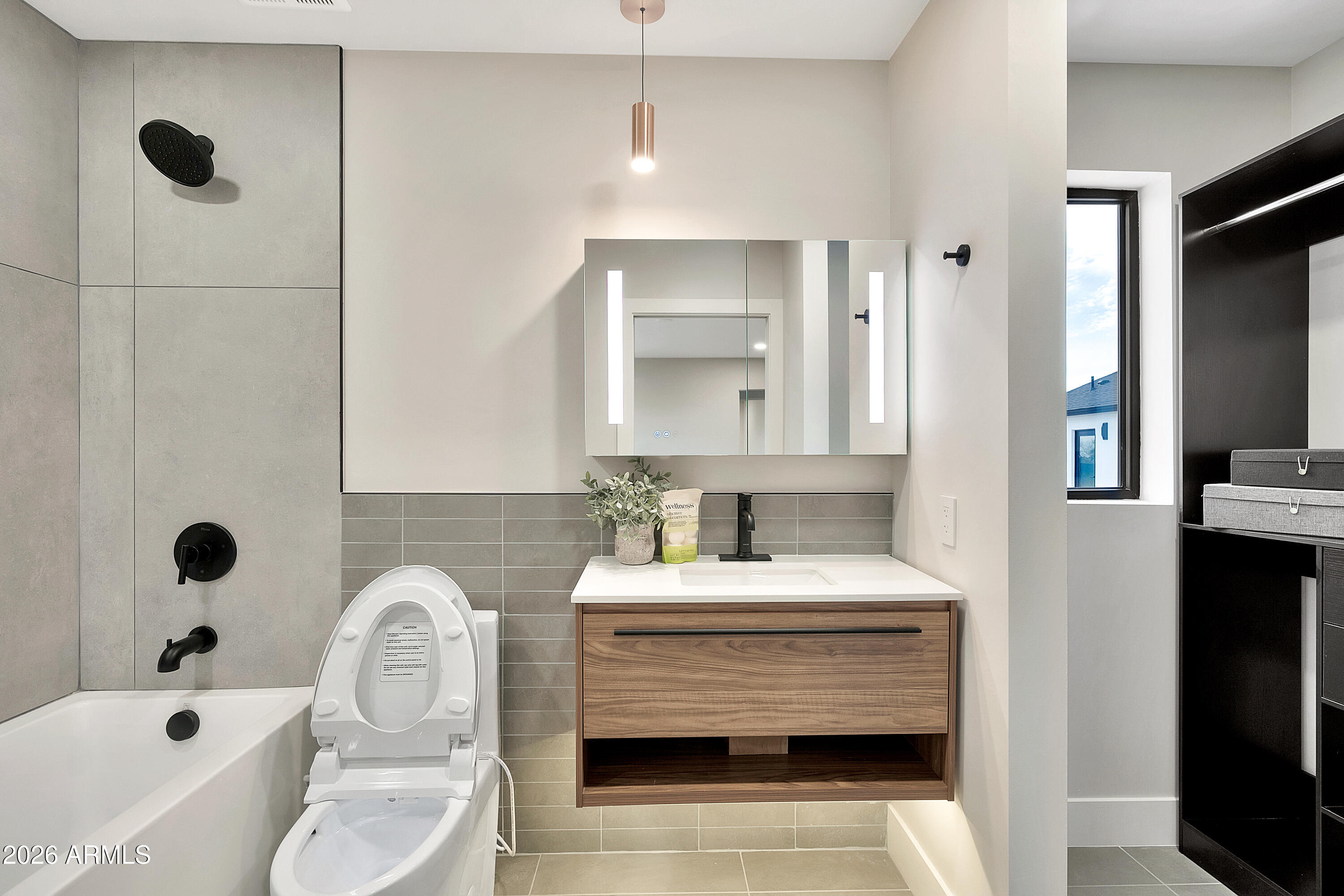 1955 East Greenway Road Phoenix, AZ 85022 - Photo 60 of 113 1955 E Greenway Rd-51