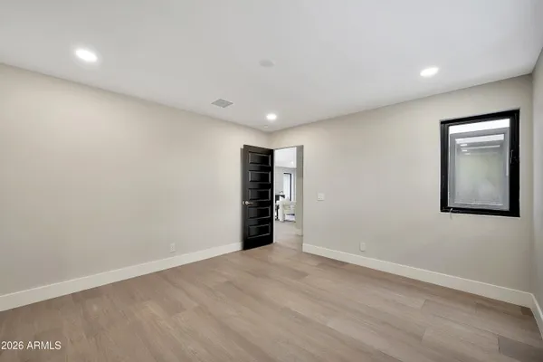 $1,870,000 | 1955 East Greenway Road, Phoenix, AZ 85022