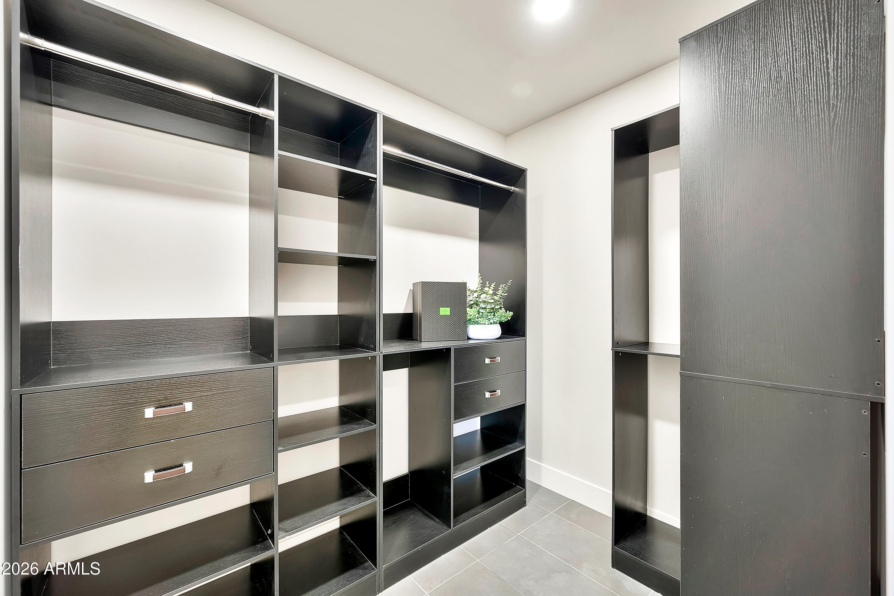 1955 East Greenway Road Phoenix, AZ 85022 - Photo 65 of 113 1955 E Greenway Rd-56