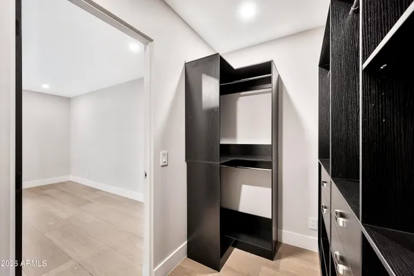 $1,870,000 | 1955 East Greenway Road, Phoenix, AZ 85022