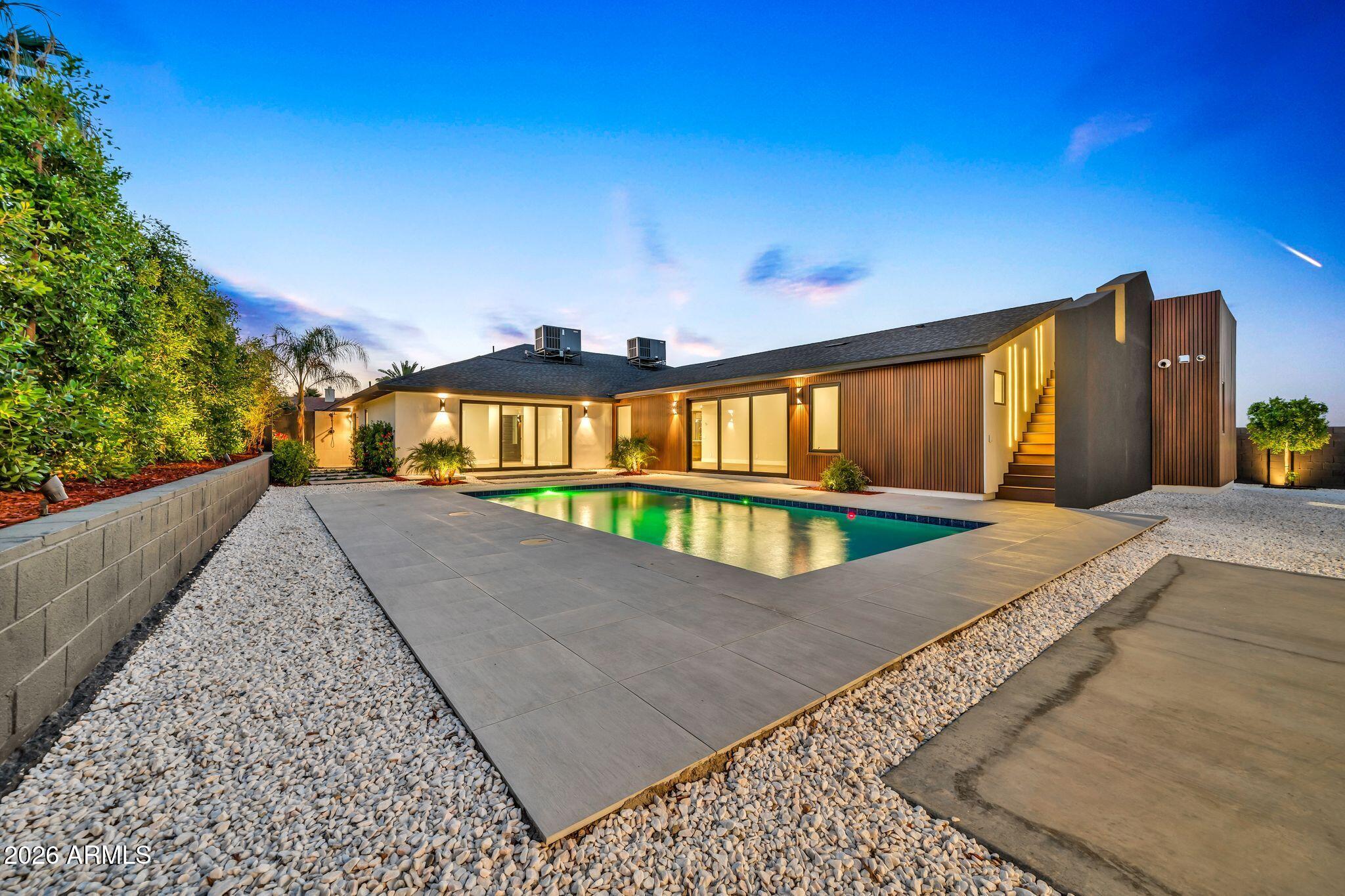 1955 East Greenway Road Phoenix, AZ 85022 - Photo 87 of 113 1955 E Greenway Rd Twilight-21