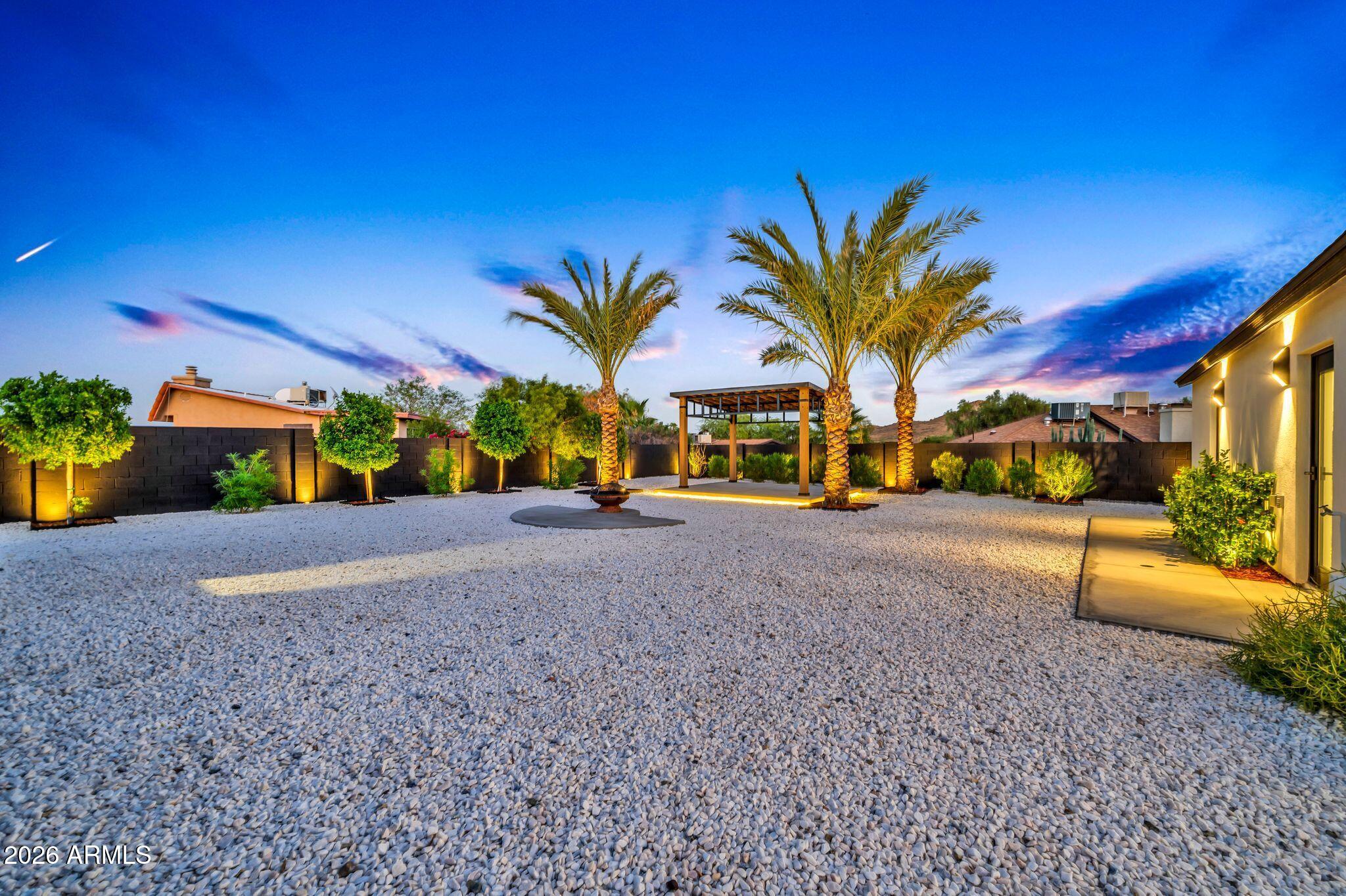 1955 East Greenway Road Phoenix, AZ 85022 - Photo 91 of 113 1955 E Greenway Rd Twilight-23