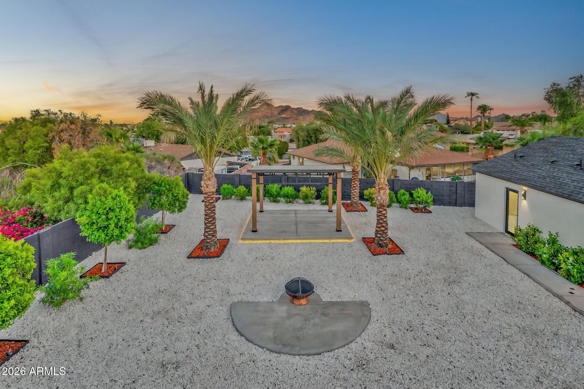 1955 East Greenway Road Phoenix, AZ 85022 - Photo 98 of 113 1955 E Greenway Rd Sunset 9