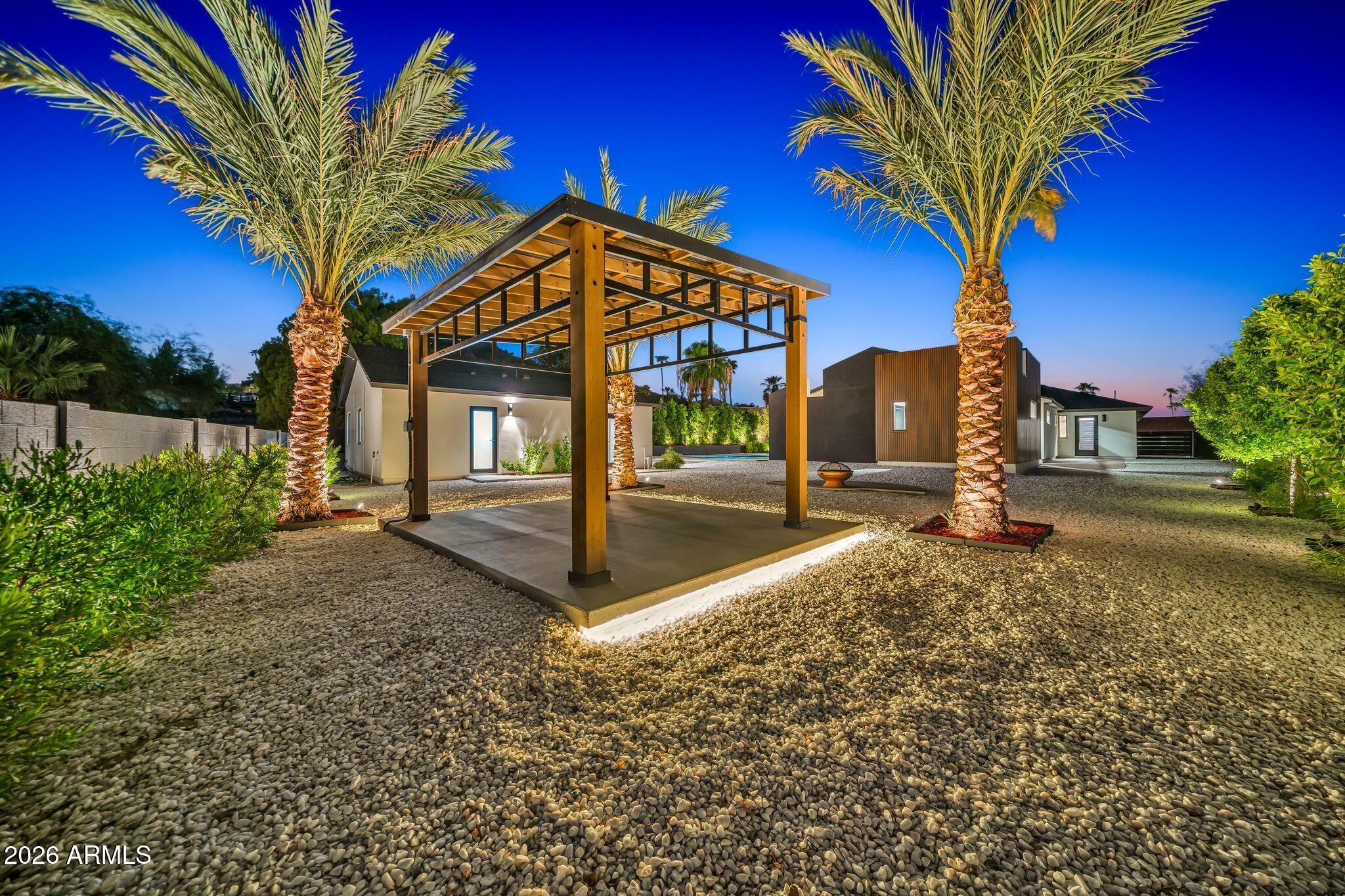 1955 East Greenway Road Phoenix, AZ 85022 - Photo 99 of 113 1955 E Greenway Rd Twilight-5