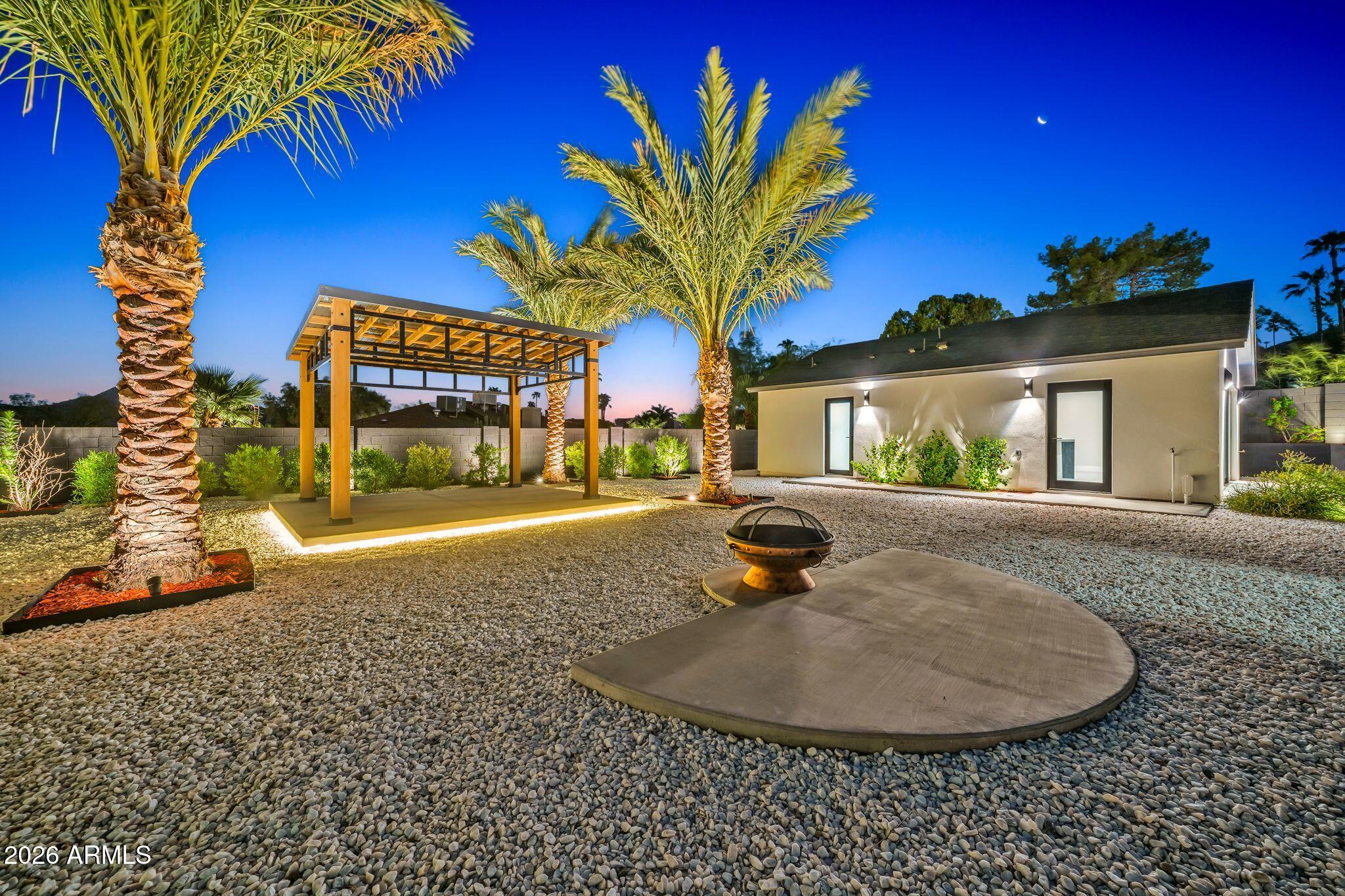 1955 East Greenway Road Phoenix, AZ 85022 - Photo 100 of 113 1955 E Greenway Rd Twilight-6