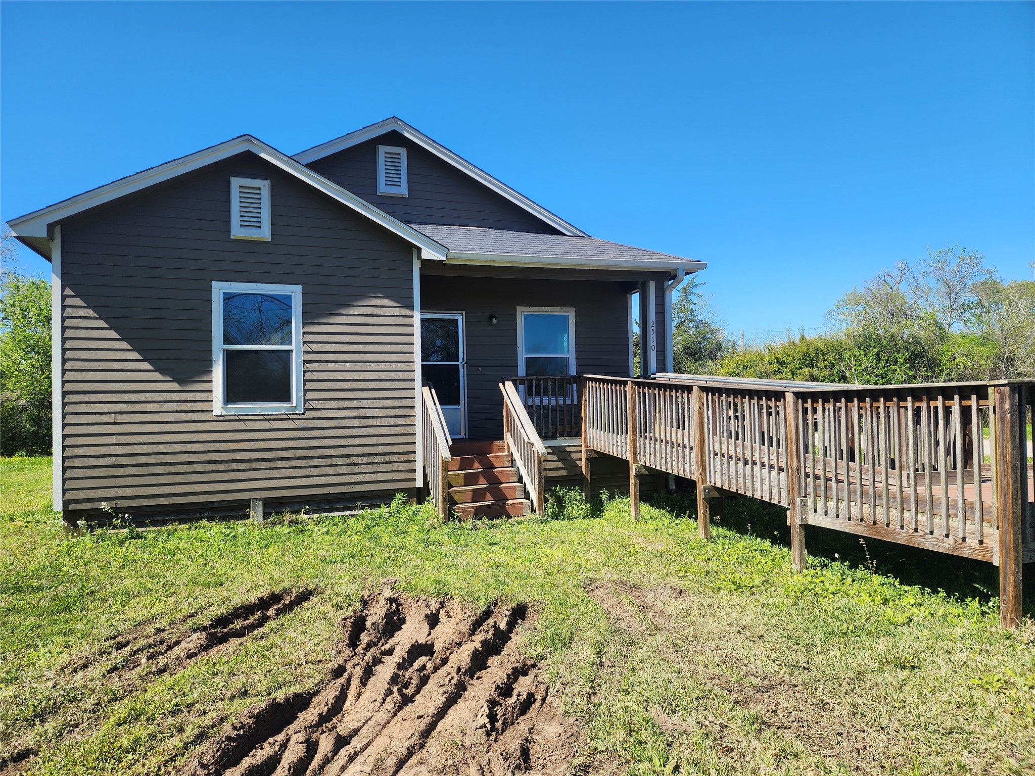 2510 24th Street Dickinson, TX 77539 - Photo 1 of 19