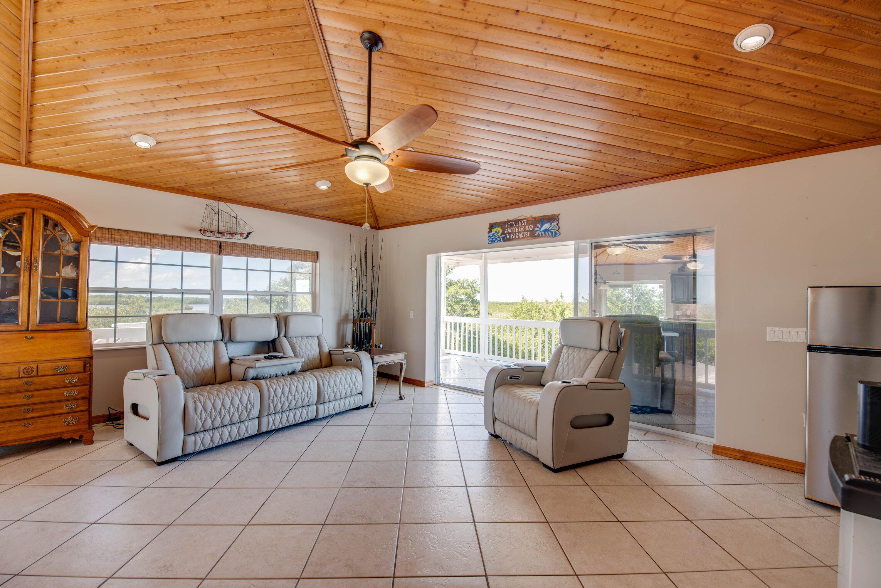 27821 Leeward S Road Summerland Key, FL 33042 - Photo 5 of 32 a living room with furniture