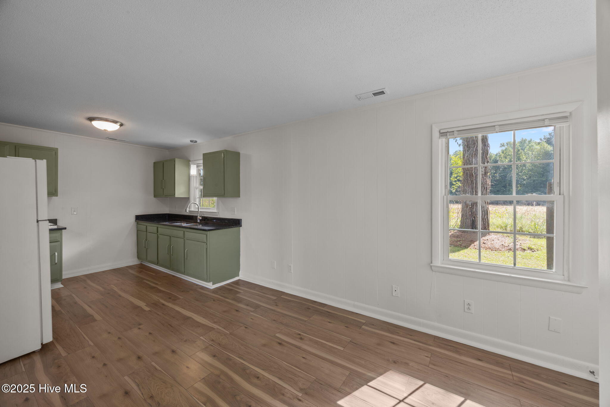 74 Cedar Road New Bern, NC 28560 - Photo 9 of 26 19-web-or-mls-0C0A8953