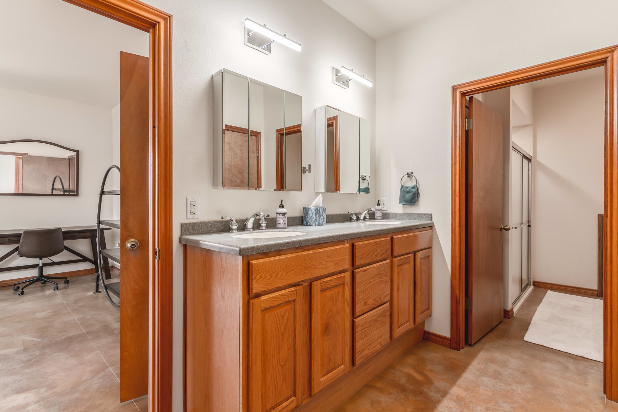 2551 Spring Valley Drive Dripping Springs, TX 78620 - Photo 14 of 28