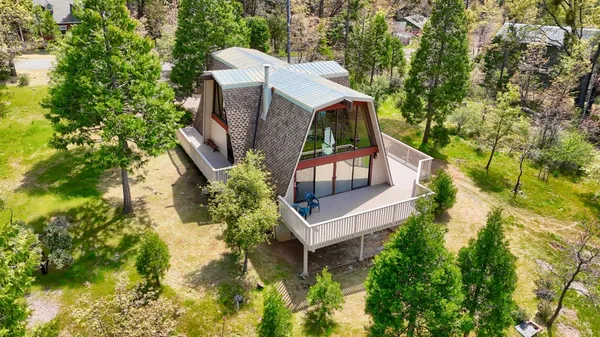 $469,000 | 60027 Cascadel Drive North, North Fork, CA 93643