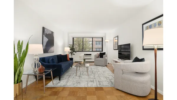 $949,000 | 16 West 16th Street, Unit 2TS | Flatiron