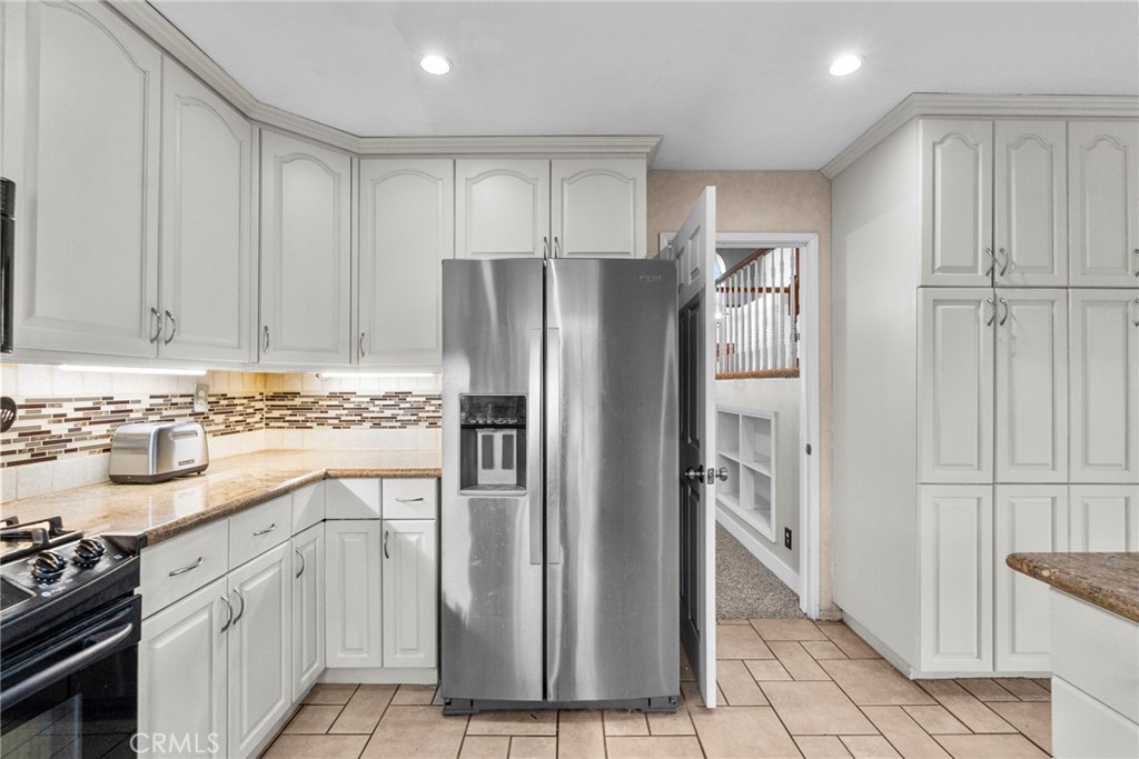 39774 Amberley Circle Temecula, CA 92591 - Photo 16 of 61