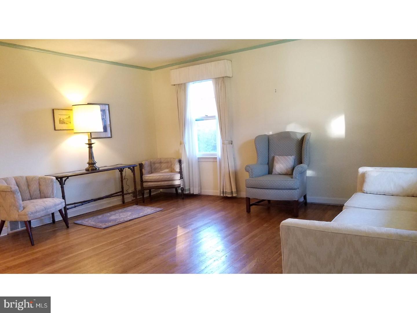 96 Sutphin Road Yardley, PA 19067 - Photo 3 of 13 Gallery Image 3