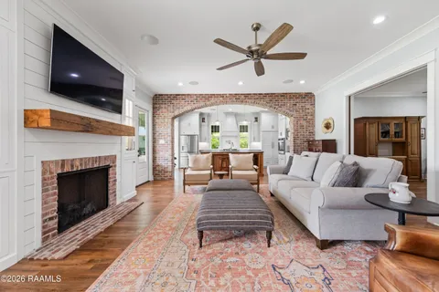 $940,000 | 1566 Savoie Road, Sunset, LA 70584