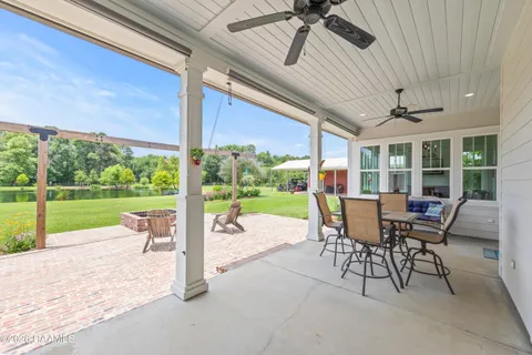 $940,000 | 1566 Savoie Road, Sunset, LA 70584