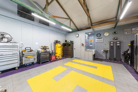 $940,000 | 1566 Savoie Road, Sunset, LA 70584