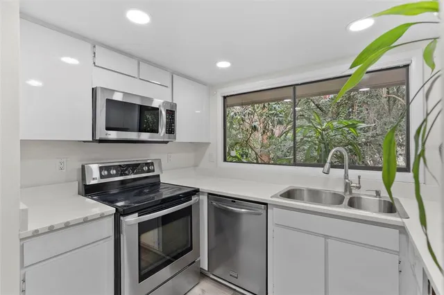 $439,900 | 100 Hidden Oak Drive, Longwood, FL 32779