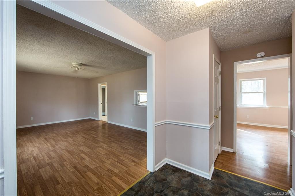 12000 Idlewild Road Matthews, NC 28105 - Photo 3 of 24 Gallery Image 3