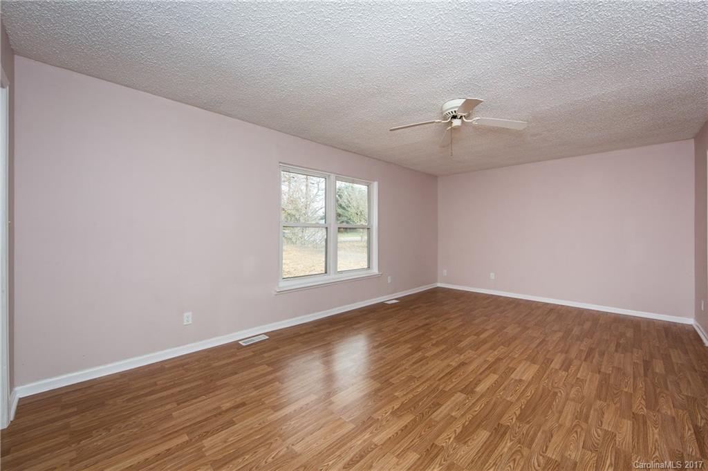 12000 Idlewild Road Matthews, NC 28105 - Photo 6 of 24 Gallery Image 6
