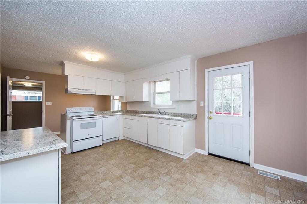 12000 Idlewild Road Matthews, NC 28105 - Photo 9 of 24 Gallery Image 9
