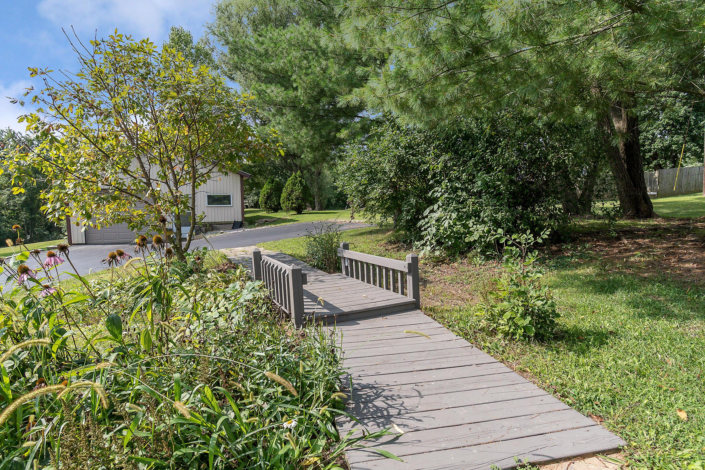 6445 Refugee Road Pickerington, OH 43147 - Photo 29 of 37 Gallery Image 29