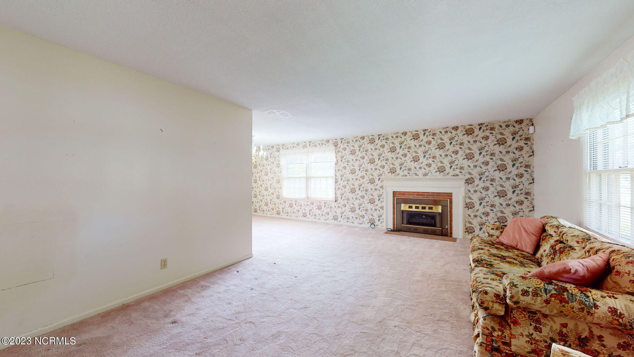2413 Carey Road Kinston, NC 28504 - Photo 8 of 48 8-web-or-mls-2413-Carey-Rd-Kinston-NC-06
