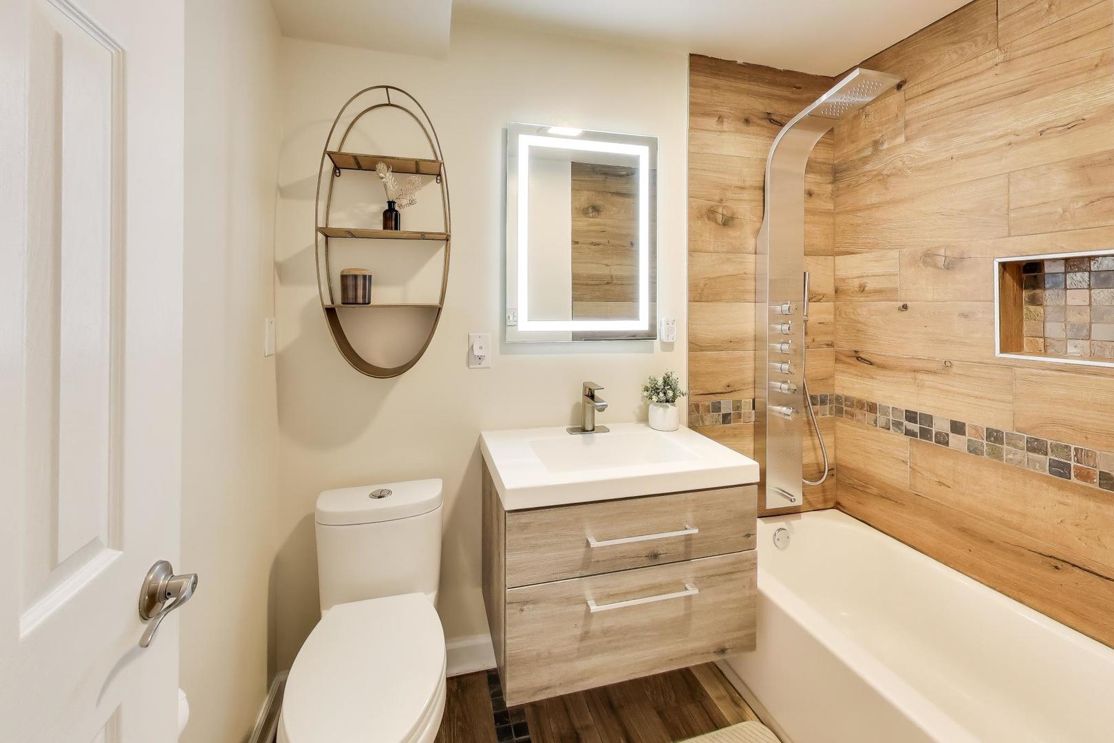 2303 South Goebbert Road, Unit A109 Arlington Heights, IL 60005 - Photo 23 of 40 Gallery Image 23
