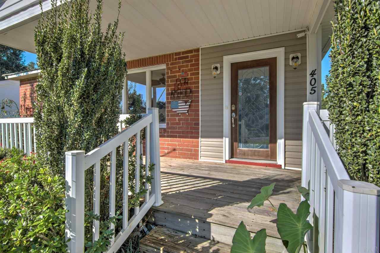 405 Labree Road Pensacola, FL 32507 - Photo 4 of 25