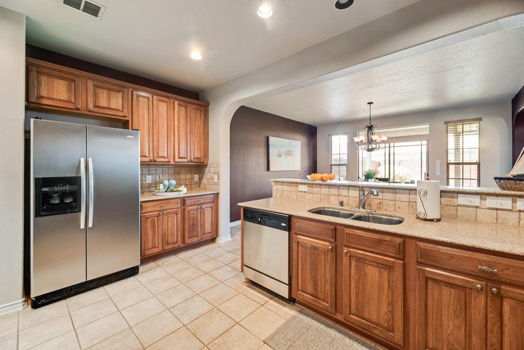 5841 Stone Mountain Road The Colony, TX 75056 - Photo 17 of 40