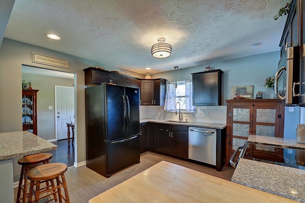 222 East Stop 13 Road Indianapolis, IN 46227 - Photo 4 of 26 Gallery Image 4