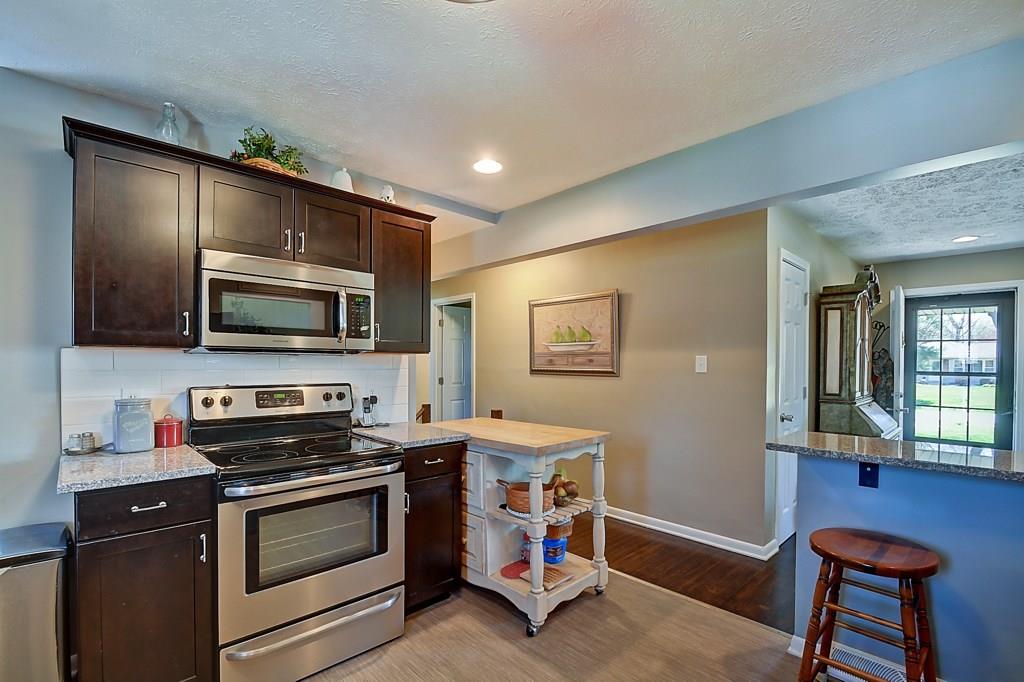 222 East Stop 13 Road Indianapolis, IN 46227 - Photo 5 of 26 Gallery Image 5