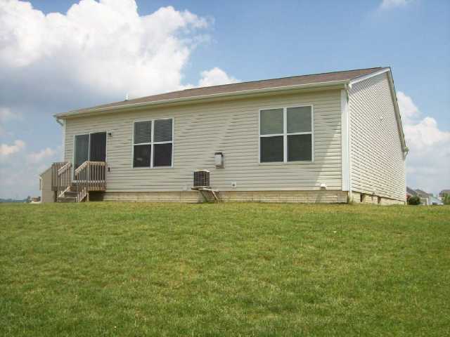 1017 Sun Ridge Street Lancaster, OH 43130 - Photo 3 of 10