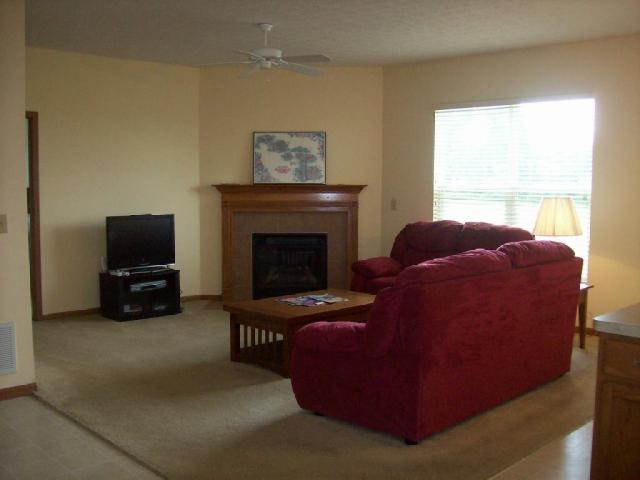 1017 Sun Ridge Street Lancaster, OH 43130 - Photo 6 of 10